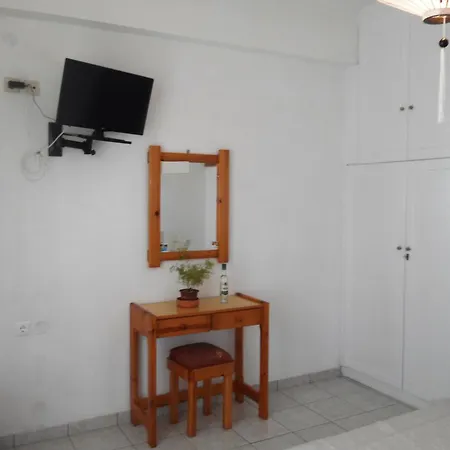Apartment Milos