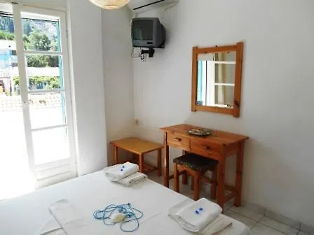 Milos Apartament Áyios Nikítas