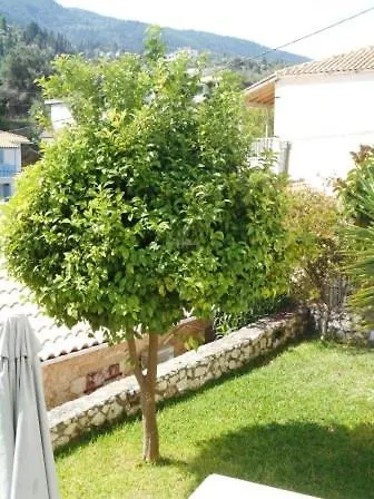 Milos * Agios Nikitas