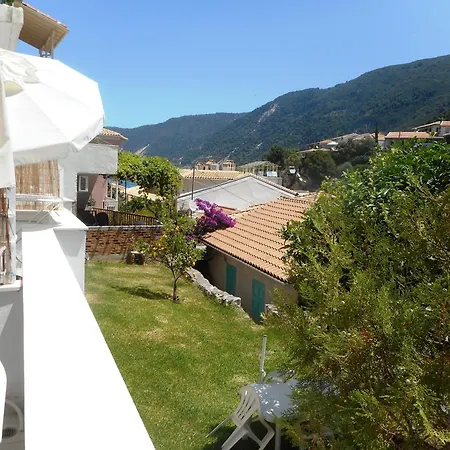Apartment Milos *