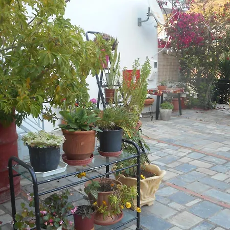 Apartment Milos *